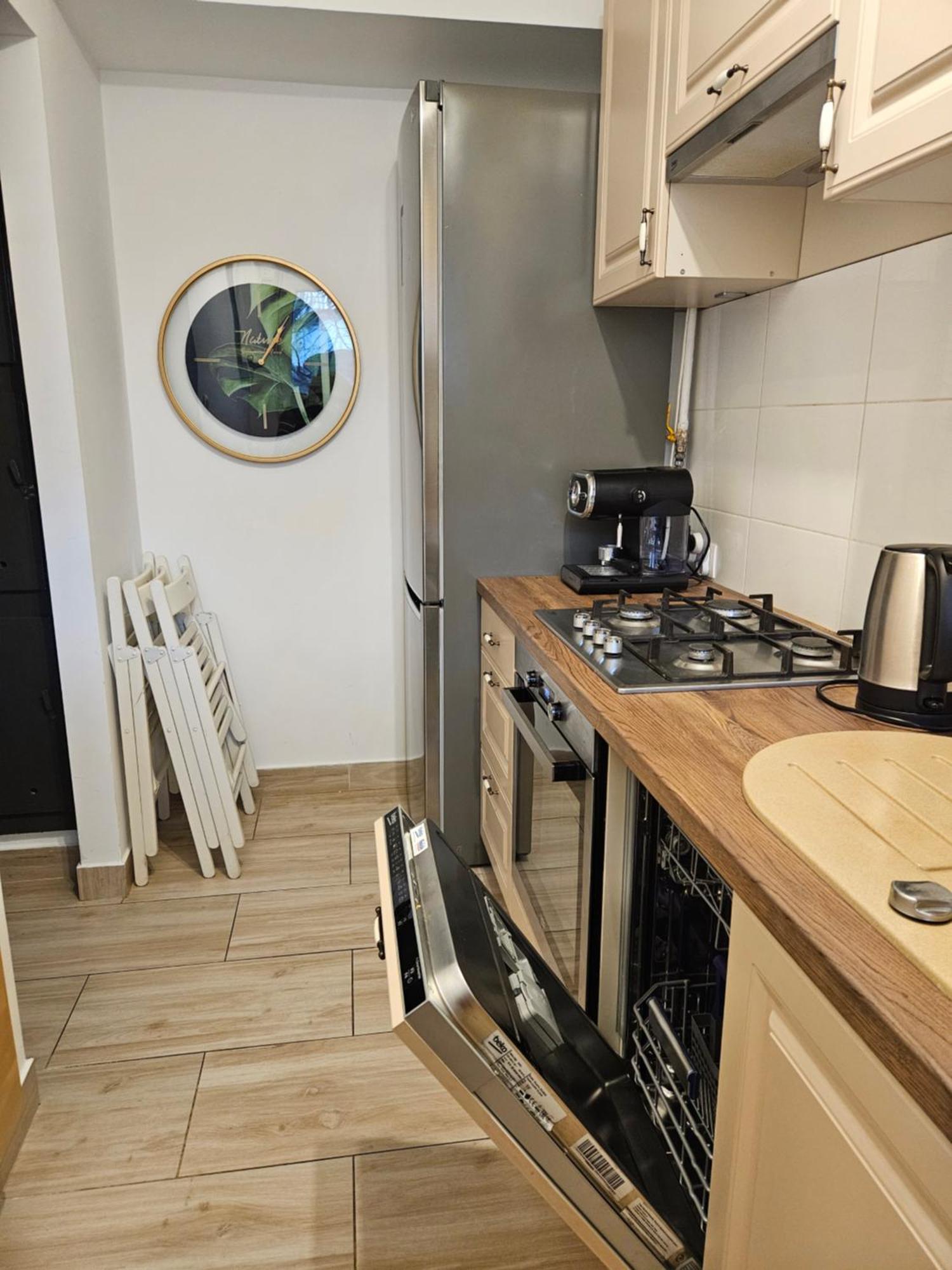 Prudentia Apartments Sawa Варшава Екстериор снимка